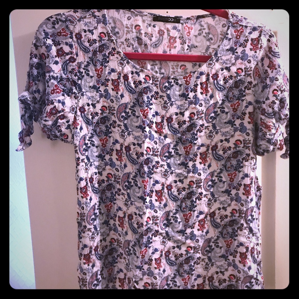 Short sleeve paisley blouse